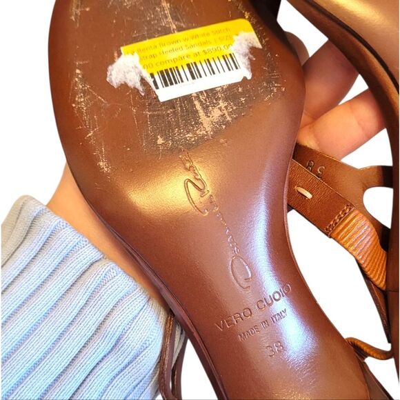 Vintage Y2K Oscar De La Renta Cognac Leather O Logo Thong Kitten Heel Size 7.5 - Picture 3 of 6